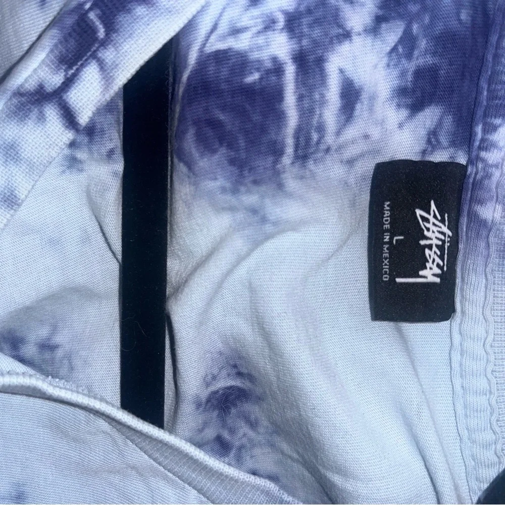 Men’s Light Blue Tie-Dye 8 Ball Graphic T-Shirt - Picture 3 of 3